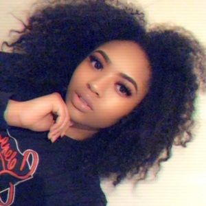 Meet your Posher, Keara